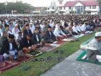 SALAT-IDULADHA-Lebaran-Idulfitri-beberapa-waktu-lalu-di-Lapangan-Pemuda.jpg