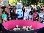 SANTUNI-ANAK-YATIM-Anggota-DPRD-Wajo-Sudirman-Meru-bersama-Anggota-DPR-RI.jpg