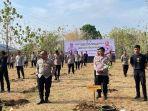 SDM-Polda-Sulsel-tanam-pohon-di-Maros.jpg