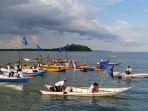 Sejumlah-joki-bala-bala-memulai-start-pada-balapan-bala-bala-yang-digelar-Partai-NasDem.jpg