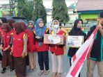 Sekelompok-pelajar-di-Kecamatan-Anggeraja-melakukan-galang-dana.jpg
