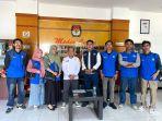 Sekretaris-KPU-Kabupaten-Gowa-Lukman-menerima-mahasiswa-FISIP-4334.jpg