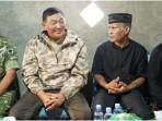 Sjafrie-Sjamsoeddin-di-rumah-duka-almarhum.jpg