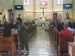 Suasana-Ibadah-Kenaikan-Isa-Al-Masih-di-Gereja-Katedral-Makassar.jpg