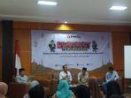 Suasana-diskusi-dan-buka-bersama-di-Kantor-Bawaslu-Sulsel-pada-Sabtu-1632024.jpg