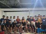 Suasana-foto-bersama-personil-Persibone-Paddengngeng-FC.jpg