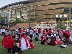 Suporter-Timnas-Indonesia-buka-puasa-di-Sydney-Football-Stadium-6.jpg