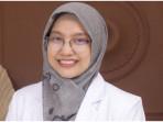 TRIBUN-OPINI-drRatih-Paradini-Dokter-Penulis.jpg