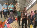 Tim-Pengendalian-Inflasi-Daerah-TIPD-sulsel-pantau-harga-bahan-pokok-di-Pasar-Mini-Sengkang.jpg