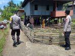Tim-penyidik-Polres-Soppeng-saat-melakukan-olah-TKP-di-kediaman-nenek-Indo-Ufe.jpg