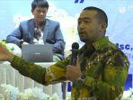 Wakil-Gubernur-Sumatra-Barat-Sumbar-Dr-Audi-Joinaldy-di-Balai-Sidang-45-Kampus-Unibos.jpg