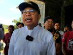 Taufan Pawe Sediakan Dapur Umum Bagi 300 Bonek yang Bermalam di GOR Mandiri Parepare
