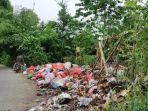 Warga-kembali-mengeluhkan-banyaknya-tumpukan-sampah-berserakan-di-Jl-Parawisata-Macanda.jpg