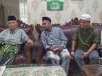 agh-sanusi-baco-saat-menerima-kunjungan-panitia-dan-pengurus-forkami-ddi.jpg