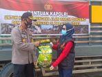 agung-danargito-menyerahkan-bantuan-kapolri-30-ton-beras-kepada-indah-putri-indriani.jpg