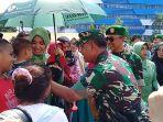 aksi-mayjen-tni-surawahadi-bujuk-bocah-2-tahun-berhenti-nangis-ditinggal-ayah-ke-lebanon.jpg