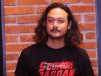 aktor-film-dwi-sasono-ditangkap-kasus-narkoba-simpan-16-gram-ganja-di-rumah.jpg