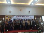 ambo-dalle-bersama-komisioner-kpu.jpg