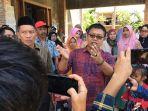 andi-baso-mauragawali-saat-mendaftar-di-kantor-desa-bontonyeleng-kamis-1612020.jpg