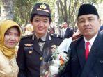 anesthesia-aryan-putri-22-bersama-kedua-orangtuanya.jpg