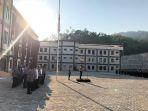apel-pagi-dan-pengibaran-bendera-setengah-tiang-atas-wafatnya-bj-habibie.jpg