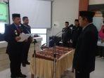 arsyad-mengambil-sumpah-jabatan-pejabat-baru-abdul-wahab-muji-3.jpg