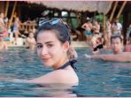 artis-cantik-ini-ternyata-sudah-pindah-keyakinan_20180616_234649.jpg