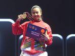atlet-karate-perorangan-putri-sulawesi-selatan-krisda-putri-pemenang-medali-emas.jpg