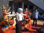 atraksi-dari-tim-tari_20180503_090930.jpg