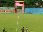 bali-united-di-stadion-mattoangin_20160418_175239.jpg