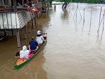 banjir-melanda-kelurahan-laelo-kecamatan-tempe-kabupaten-wajo-selasa-7122021.jpg