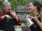 barista-cewek-widy-dan-echy-melakukan-coaching-clinic-kopi-2.jpg