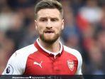 bek-tengah-arsenal-shkodran-mustafi-2972020.jpg