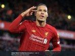 bek-tengah-liverpool-virgil-van-dijk-15920200.jpg