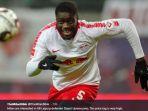 bek-tengah-rb-leipzig-dayot-upamecano-1.jpg