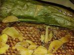 berburu-madu-cenrana.jpg