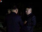 beredar-video-kim-jong-un-berbicara-dengan-seorang-pria-yang-diduga-mirip-dengannya.jpg
