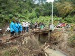 bnpb-pusat-roslin-lamtarida-meninjau-lokasi-bencana-di-desa-rippung.jpg