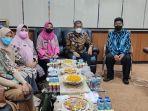 bupati-wajo-amran-mahmud-dan-kepala-dinas-kesehatan-kabupaten-wajo-drg-armin.jpg
