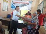 camat-galut-parawangsa-durung-serahkan-bantuan-ke-ukm-desa-tamalate.jpg
