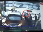 capture-rekaman-cctv-polrestabes-surabaya_20180514_130403.jpg