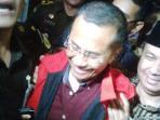 dahlan-iskan-ditahan_20161027_215000.jpg
