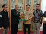 dan-komisioner-kpu-toraja-utara.jpg