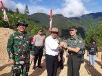 dandim-1414-tana-toraja-saat-menemani-ketua-tim-wasev-tmmd-ke-103.jpg