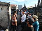 danny-pomanto-saat-meninjau-lokasi-kebakaran-di-lokasi-kebakaran-jl-muh-tahir-kampung-lepping.jpg