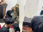 di-Posko-Terpadu-di-Rumah-Jabatan-Bupati-Bone-karena-kedapatan-berduaan.jpg