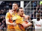 diogo-jota-dan-raul-jimenez-bintang-kemenangan-wolverhampton-1992020.jpg