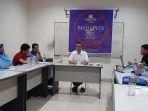 direktur-jilc-makassar-miswar-saat-melaunching-program-baru.jpg