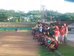 disaksikan-puluhan-warga_20160710_181353.jpg