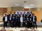 diwan-756547.jpg